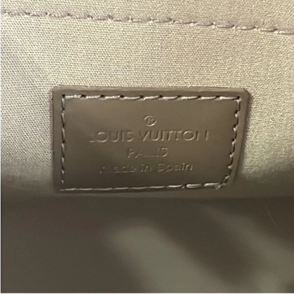Louis Vuitton Epi Croisette PM‎ - Picture 6 of 9